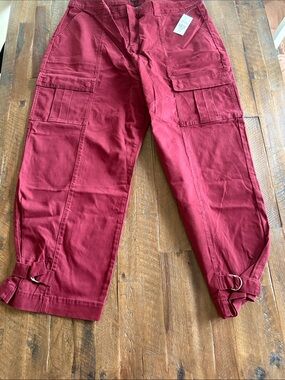 Women's Straight-Leg Cargo Pants in Deep Red